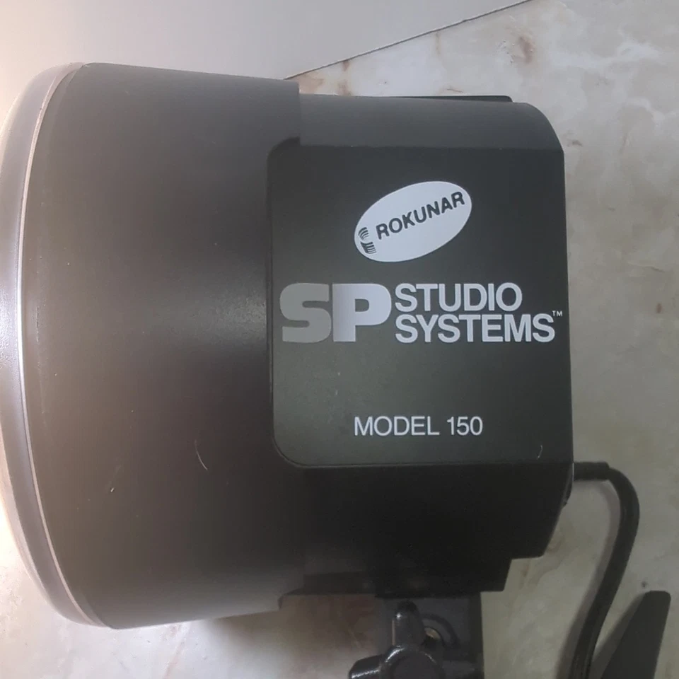 Rokunar Studio Pro 150 AC Flash Modeling Lamp 135ws Tested works - Image 4 of 4