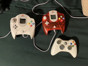 SEGA Dreamcast Console Bundle with Controllers Memory all Cords - Tested WORKING