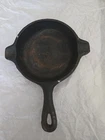 Vintage Wagner Ware 1050 Cast Iron Small Skillet Double Spout Ashtray