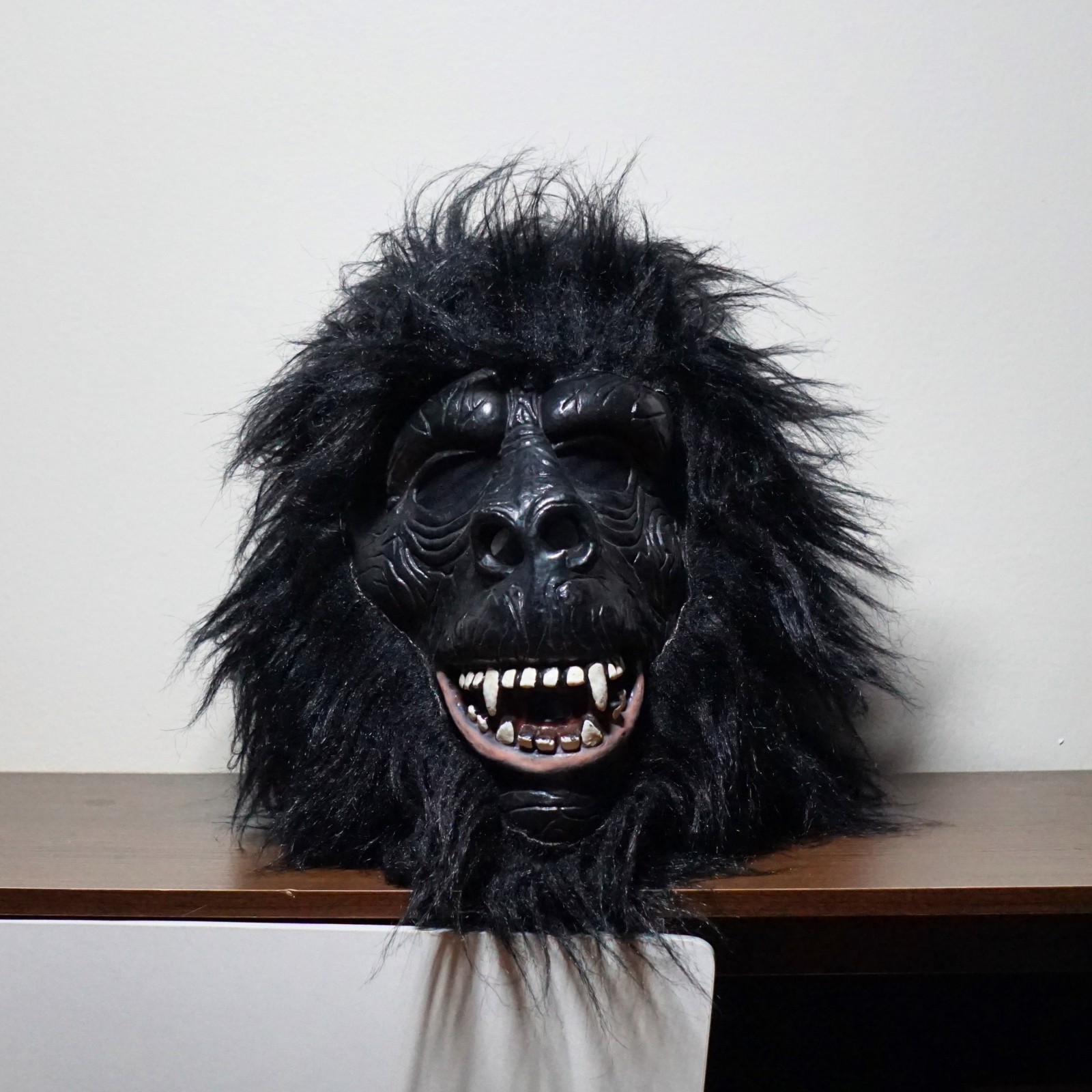REALISTIC GORILLA MONKEY MASK - image 2
