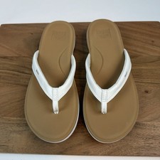 New Womens Reef Cushion Cloud White Thong Flip Flops Sandals Size 10 M
