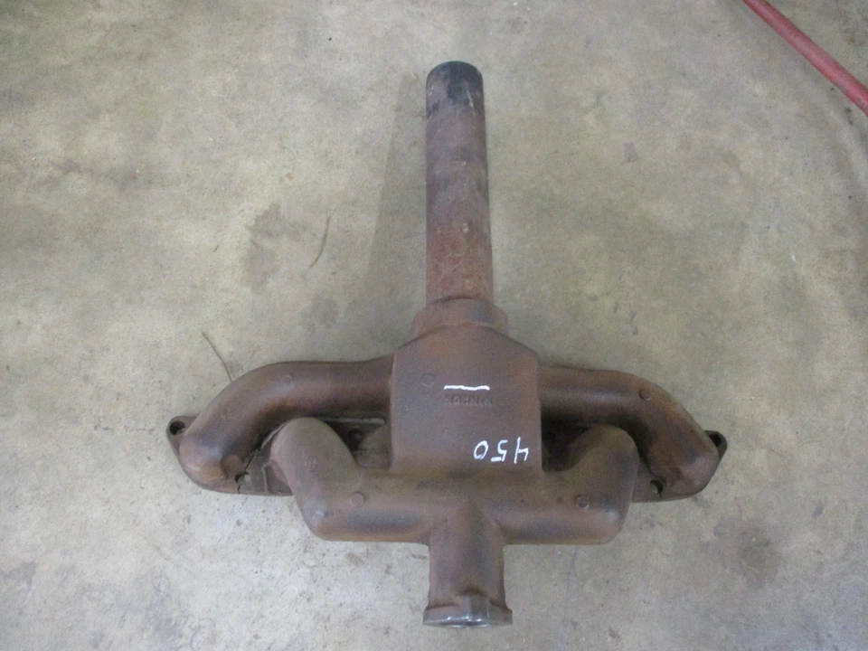 International Farmall 400 450 SMTA M SM  Vinson Exhaust Manifold Tractor NICE! - Image 3 of 4