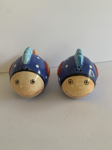 Fish Salt & Pepper Shakers - Picture 4 of 12