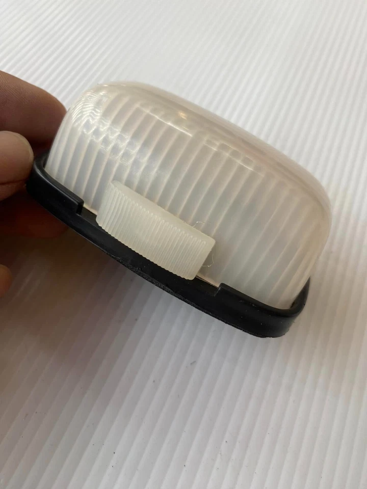 MAZDA R100 1000 1200 1300 UTE SEDAN COUPE RX2 Interior ROOF Dome Light Lamp 12v. Foto 4 de 4