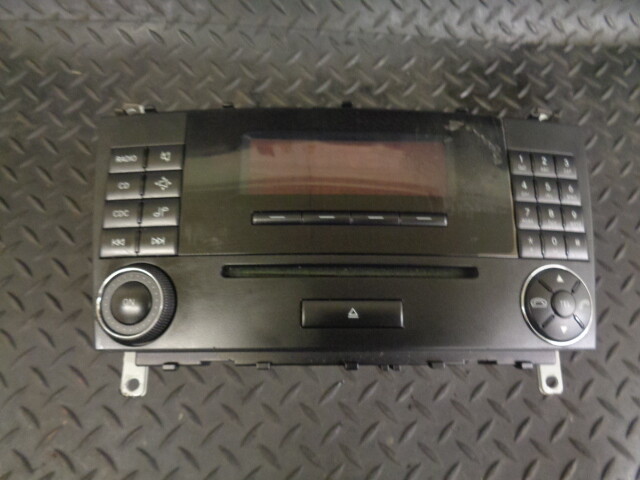 Mercedes C Class W203 Radio Cd Player Head Unit A2038703689 Mf2530 For Sale Online Ebay