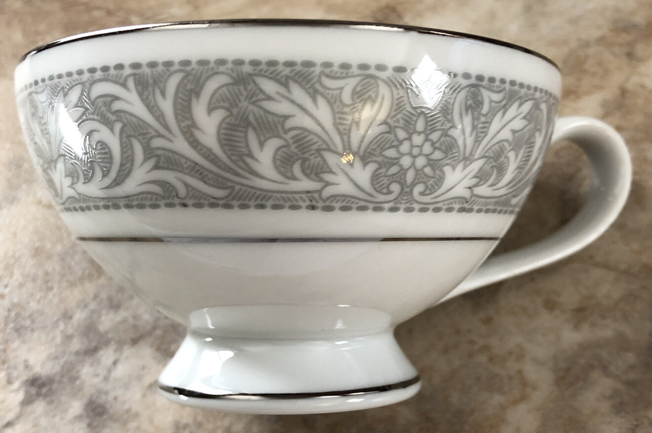 Imperial China W Dalton Whitney 5671 Serving Salad Bowl 9in Made in