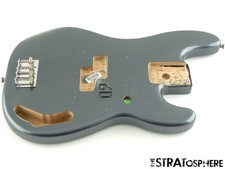 Basso di precisione Fender Vintera II Road Worn anni 60 CORPO & HARWARE Charcoal Frost