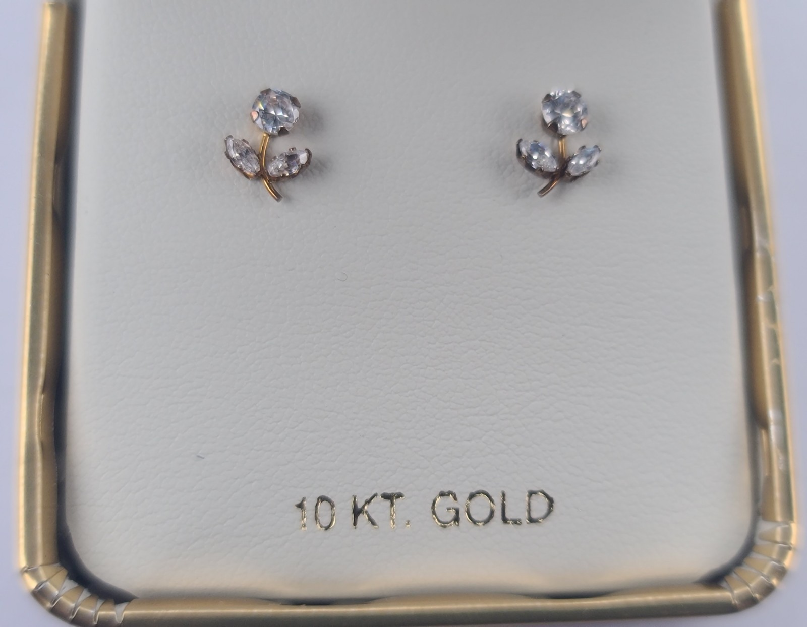 10k Solid Yellow Gold Iced Flower Stud Earrings w… - image 3