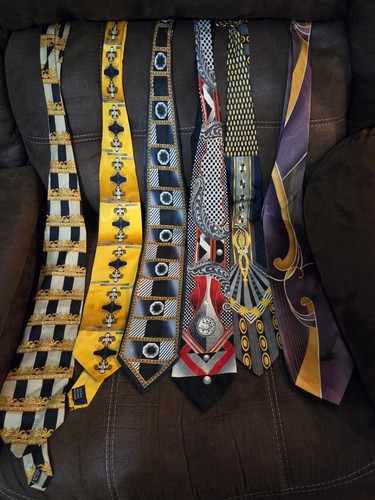 Rare Vintage Six (6) Men Ties