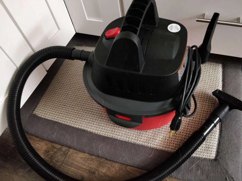 Aspiradora portátil de taller Craftsman 2,5 galones 2,5 HP pico 120 voltios Foto 3 de 4