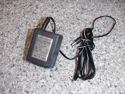 Direct Plug-In  AC Adapter 35-6-400C Class 2 Transformer Output 6VDC 400mA