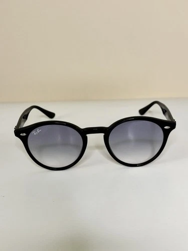 Sunglasses Buying Guide (Polarized, UV & Fit)