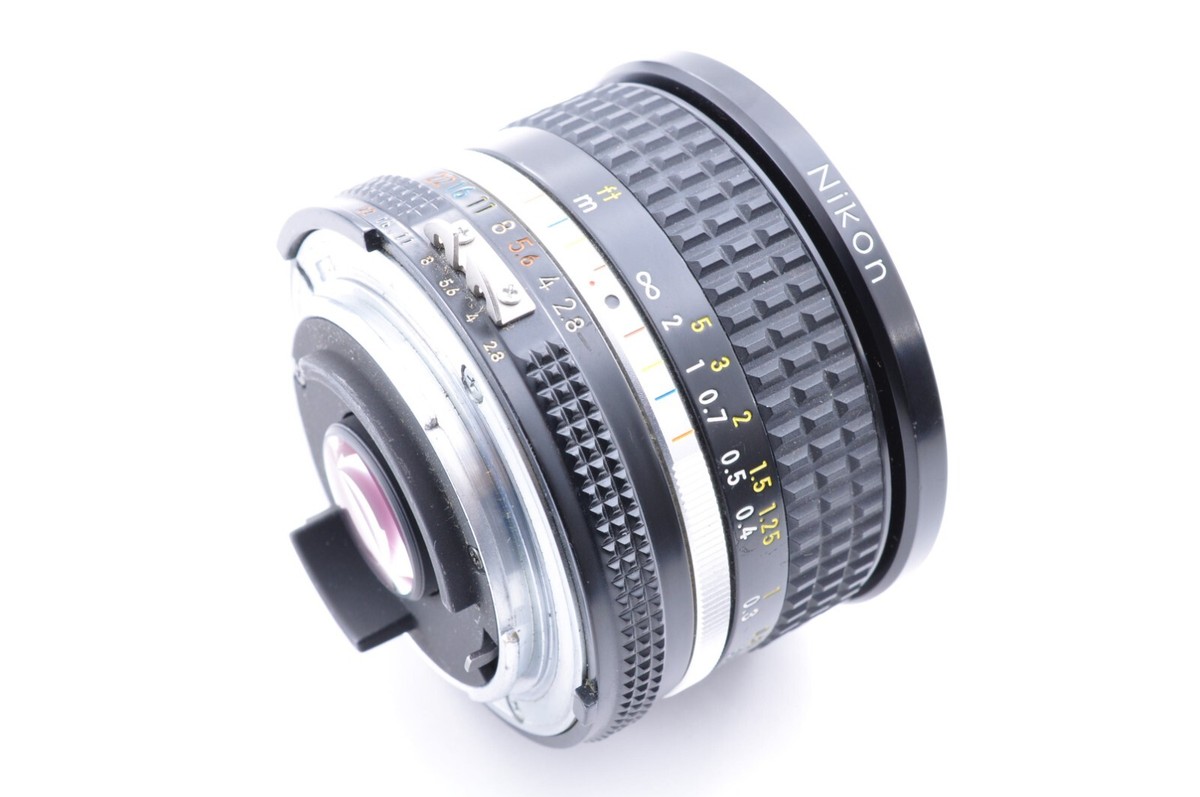 Nikon Ai-s Nikkor 20mm F/2.8 MF Nikon Ai-s Nikkor 20mm F/2.8 MF