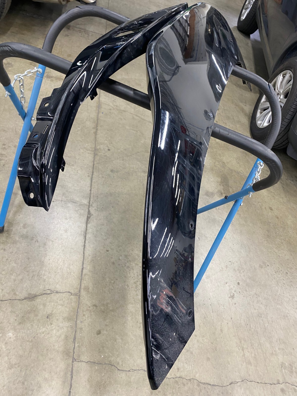 ASTON MARTIN DB11 REAR BUMPER COVER FASCIA