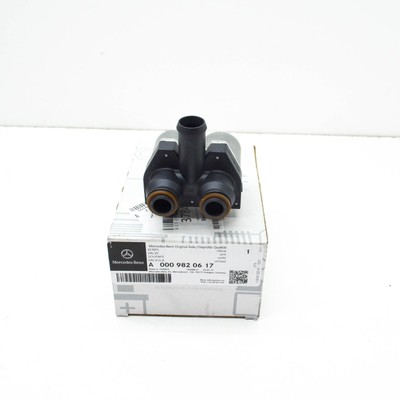 NEW MERCEDES-BENZ S W222 COOLANT HEATER CONTROL VALVE A0009820617 