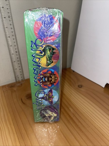 1995 Fun Group Monster Caps (Pogs) 180 Per Box Sealed - Full Box "B" Sealed - Picture 5 of 7