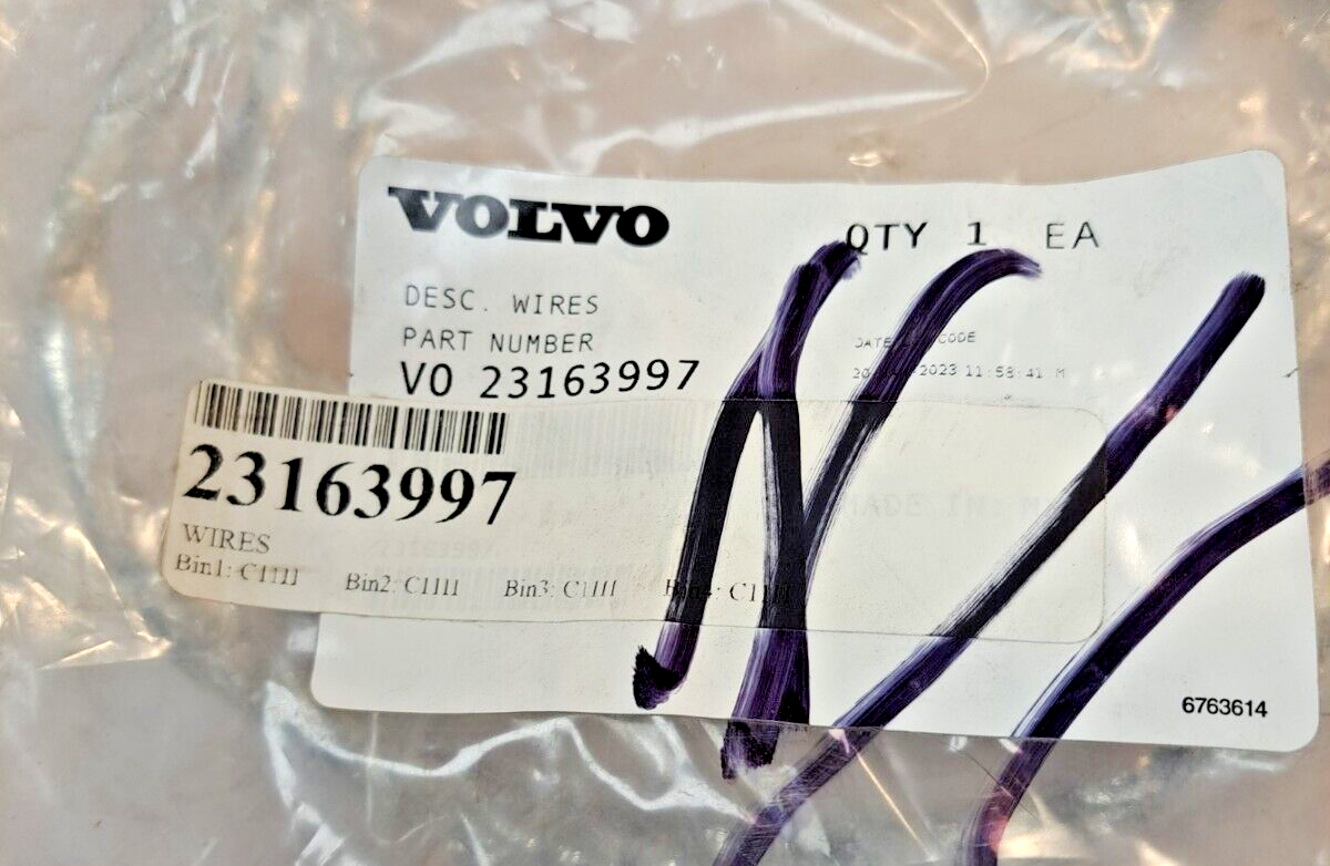 OEM Volvo 23163997 Side Antenna Collision Avoidance Wiring Harness