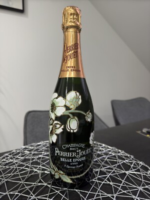 Perrier-Jouët Belle Epoque 1999   Exklusiver Champagner für Kenner