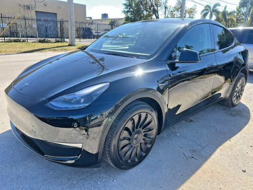 2023 Tesla Model Y - Picture 4 of 31