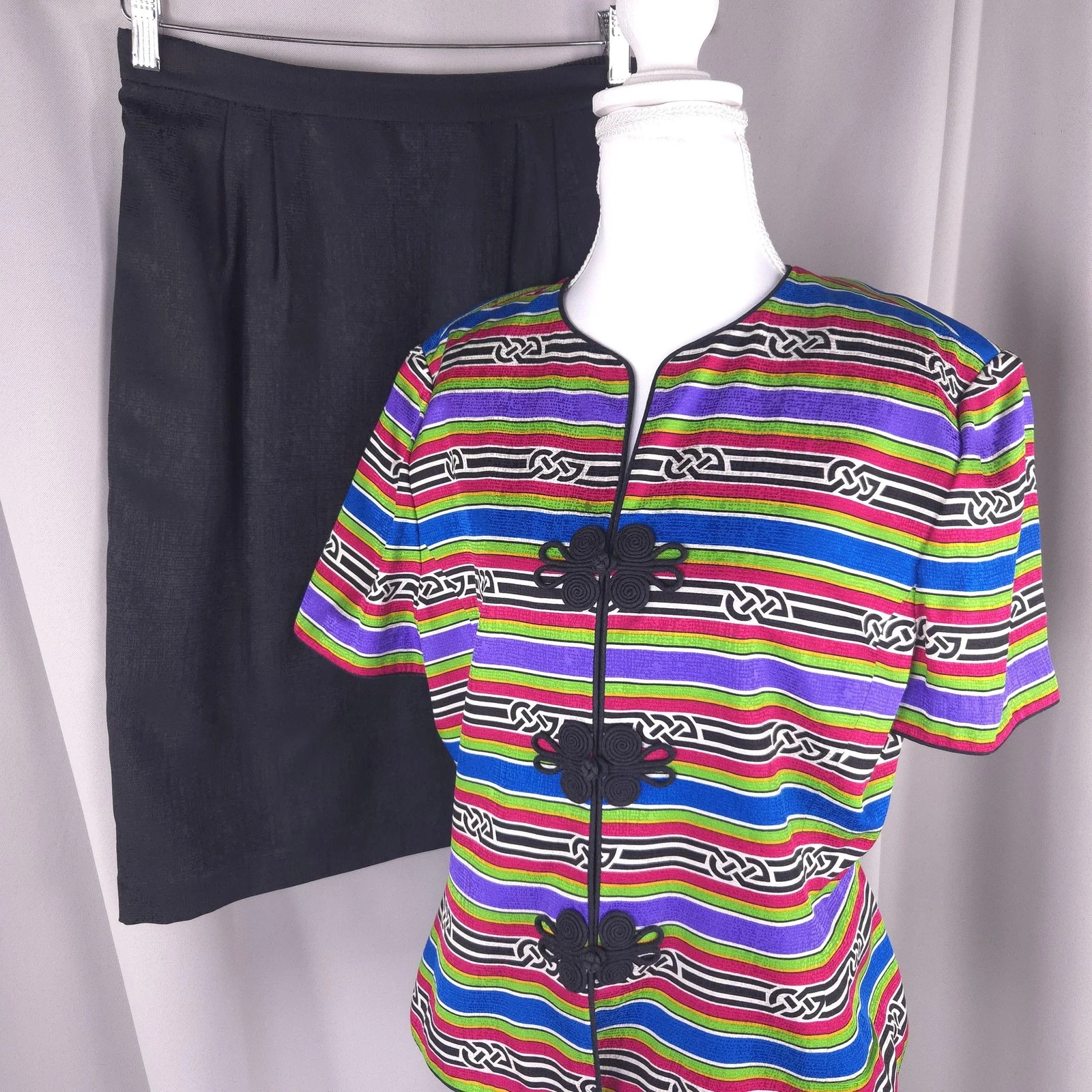 Adrianna Papell Skirt Set Womens 12P Black Multicolor Silk Petites Two Piece
Opens in a new window o