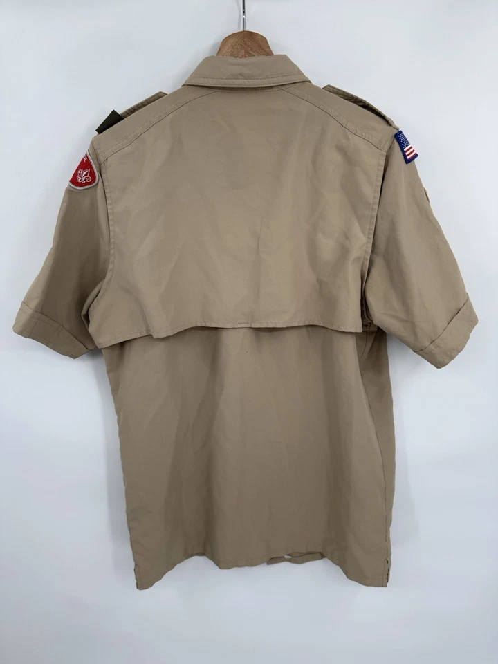 Boy Scouts of America Men’s Uniform Shirt 100% Polyester USA Size Small Vented - Image 2 of 4