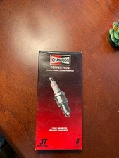 Vintage Champion 8ct Spark Plugs 37 / RV17YC6 FREE SHIPPING