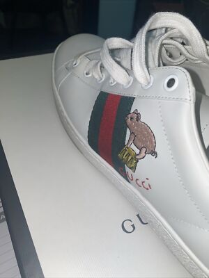 Gucci Women's Ace Embroidered Kitty- Pig Sneakers classic