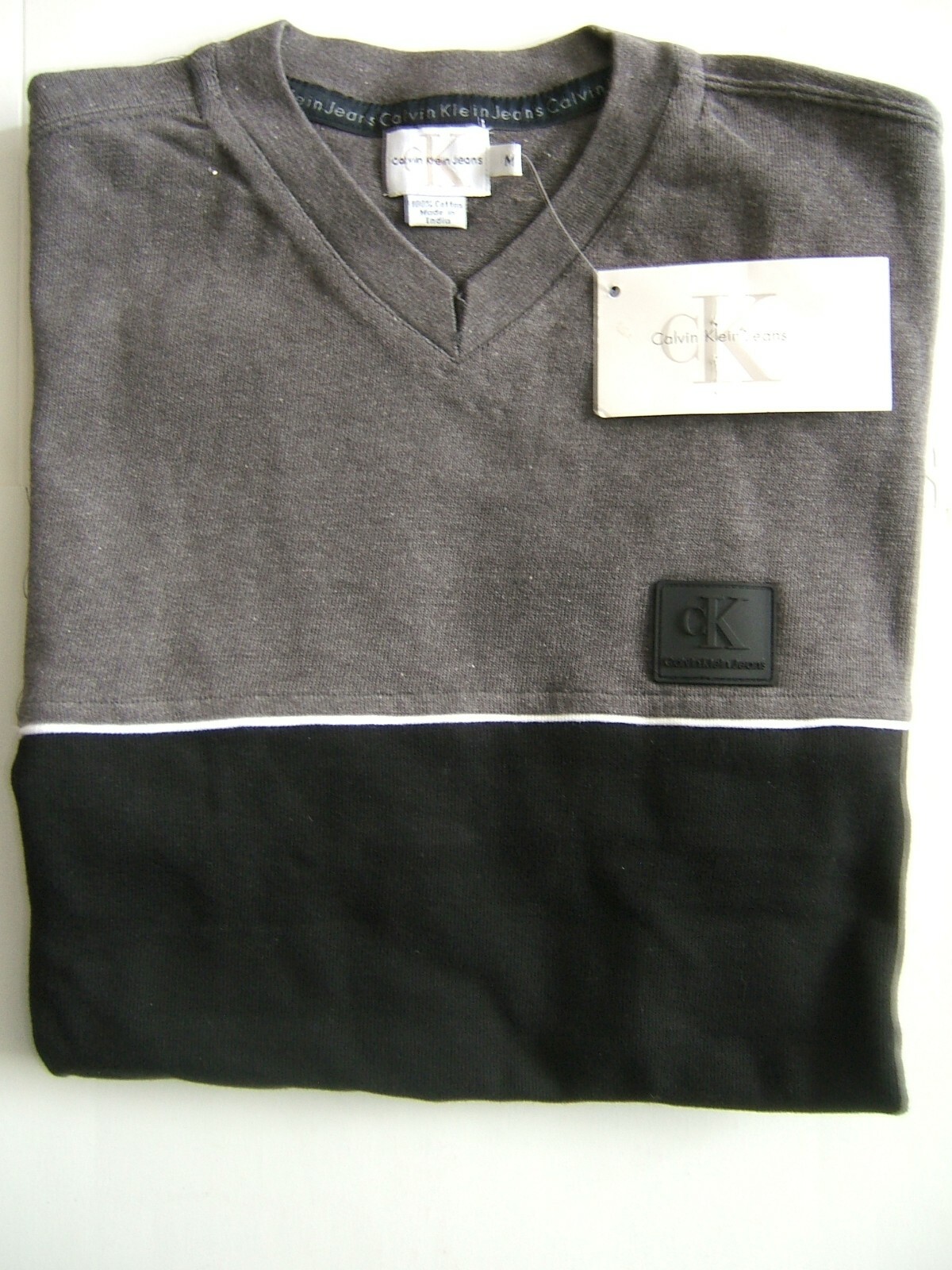 RARE VINTAGE 1990S CALVIN KLEIN 100percent COTTON LONG SLEEVE V-NECK SWEATER MED NWT image 3