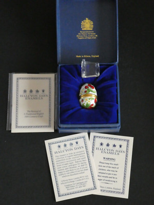 Halcyon Days Emaille Erdbeere Ei Schmuck Emaille 1 3/8'' hoch verpackt & Beipackzettel
