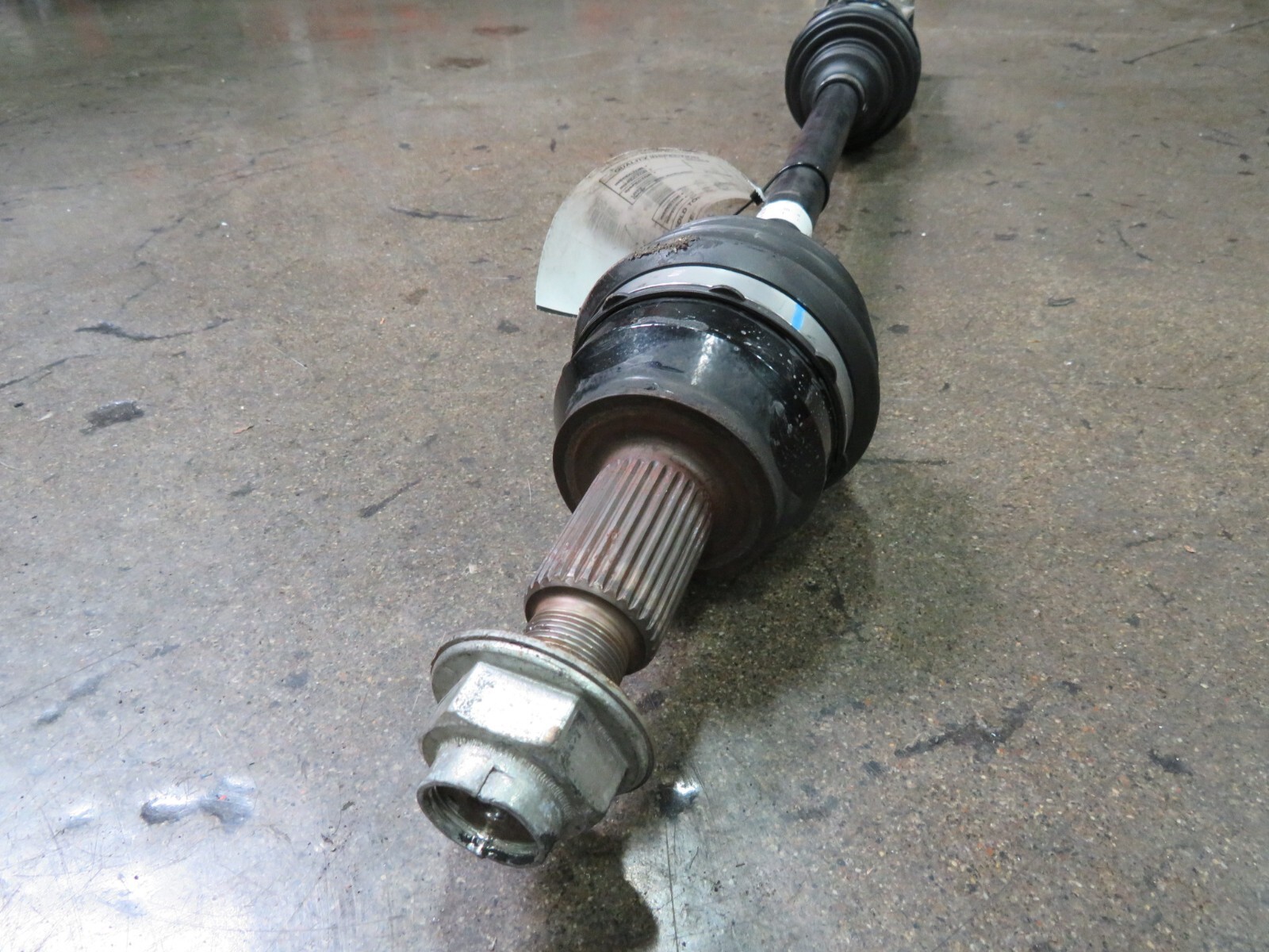 Maserati Quattroporte, Ghibli, LH, Front Axle Shaft, Used, P/N 670032034
