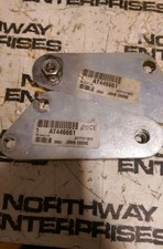 JOHN DEERE AT446661 BRACKET PAIR
