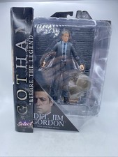 Diamond Select Gotham Jim Gordon Action Figure New Sealed Deluxe Batman DMG BOX