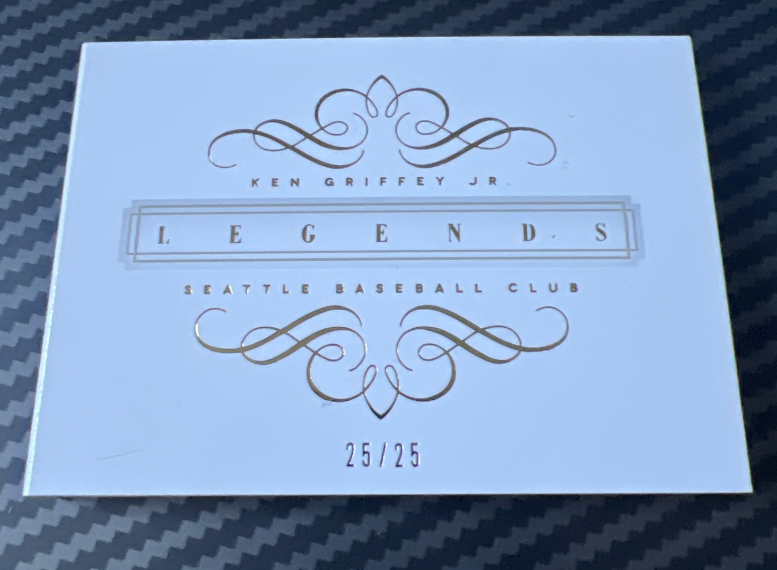 Ken Griffey Jr 2014 National Treasures Legends Jumbo Patch Autograph Auto 25/25 view 2