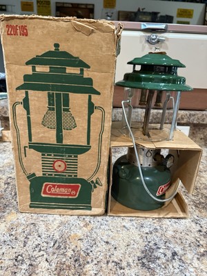 Vintage Green Coleman Lantern Model 220F195 New With Box (May 1970) Never Used