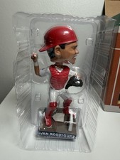 Hall of Pudge! Top 10 Ivan Rodriguez Baseball Cards 17