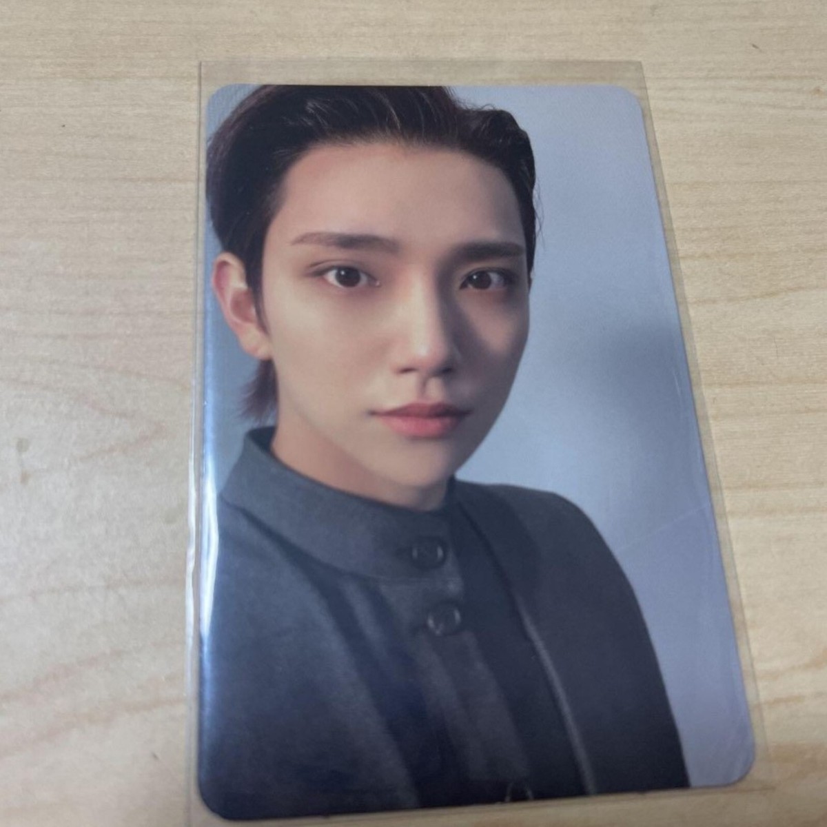 SEVENTEEN JOSHUA Face the Sun Official Photo card control shadow