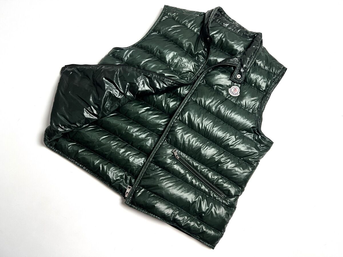 Auth Men's MONCLER Gui Green Down Puffer Logo Vest Gilet Auth Men's MONCLER Gui Green Down Puffer Logo Vest Gilet