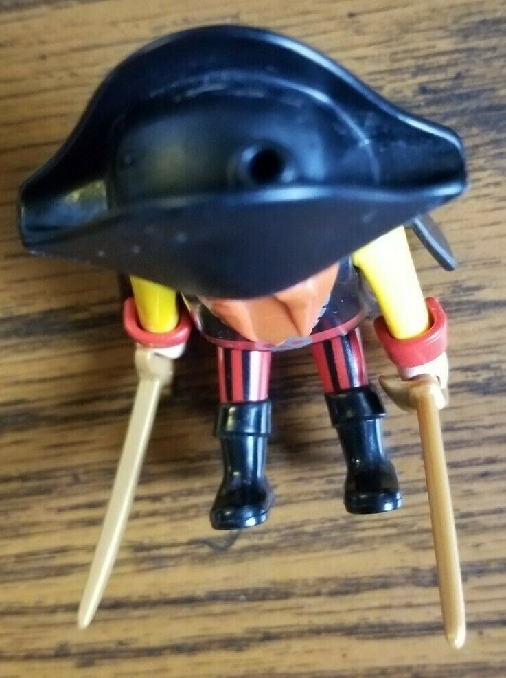 Playmobile 5737 Pirate Treasure Chest Take Along Carry Case w/some