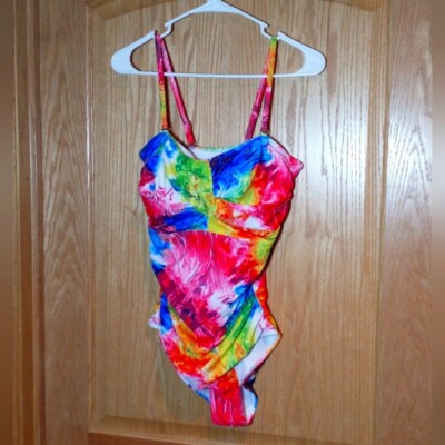 One piece swimsuit with adjustable straps and removable bra pads size L