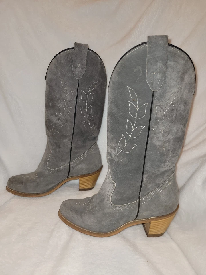 Botas de cowgirl vintage anos 70 Wolverine feminina couro 5,5M cinza floral - Imagem 2 de 4