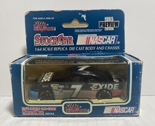 1995 Racing Champions Diecast NASCAR Geoff Bodine-7 Exide Ford Thunderbird 1/64
