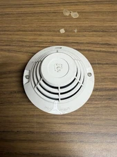 Notifier FDX-551R Addressable Rate Of Rise Fire Alarm Heat Detector Head