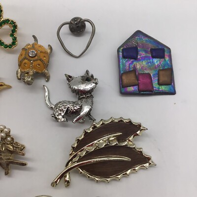 * vintage brooch ୨୧ *✵ ヴィンテージ ブローチ (e) vintage brooch ୨୧ *✵ ヴィンテージ ブローチ (e) Lot of 15
