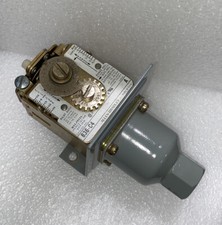 New Allen Bradley 836-C4