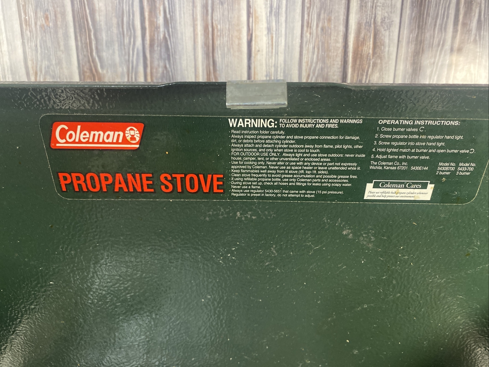 COLEMAN TWO BURNER GREEN PROPANE CAMPING STOVE MODEL# 5430B700 - Đức An Phát