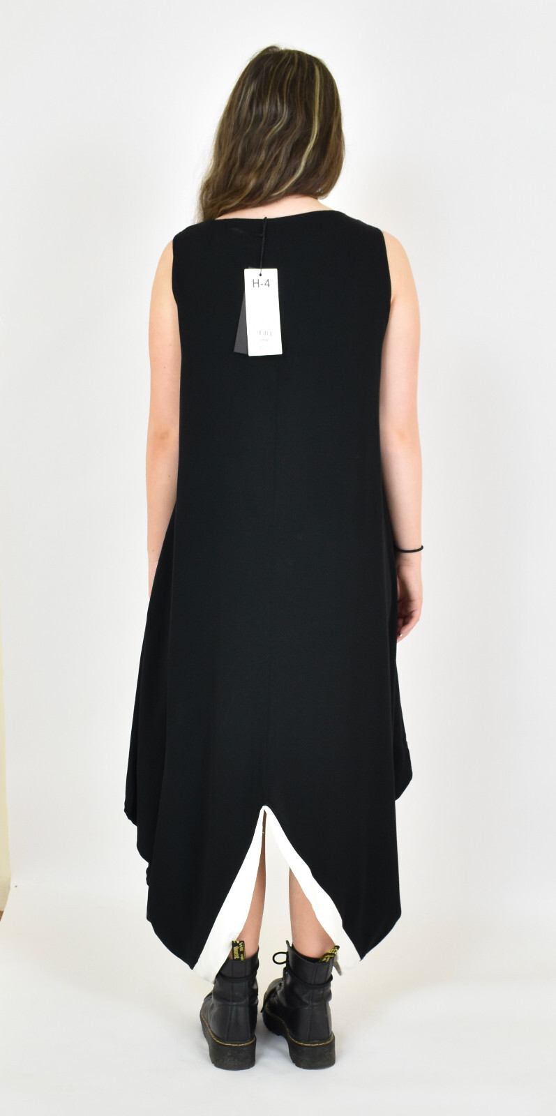 CRAZY H4 white /black asymmetric tulip dress size L/XL