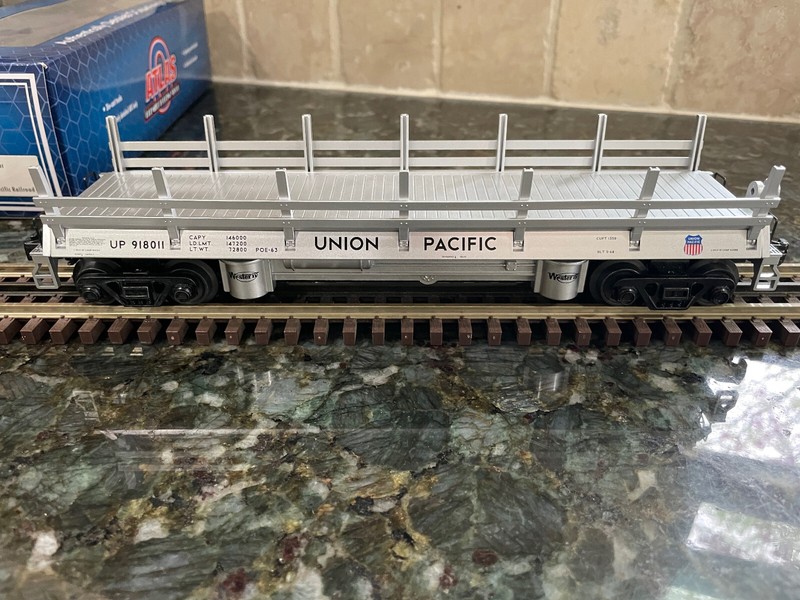 Atlas O Union Pacific UP Operating Log Dump Car-New [3 rail] #918011 3001173-1