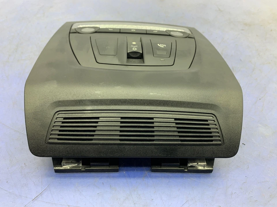 BMW M5 2012-2016 OEM INTERIOR CONJUNTO DE LUCES DE TECHO 1330420291 Foto 2 de 4