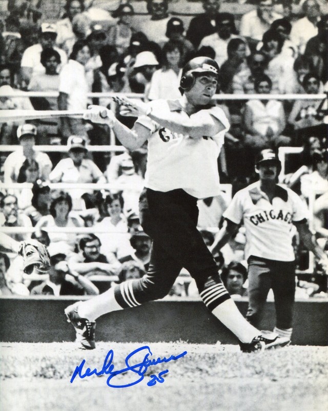 MIKE SQUIRES Signed B&W 8x10 Photo Chicago White Sox Veeck 1983 AL West Champs