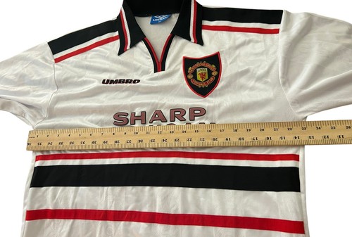 Camiseta de Colección Años 90 UMBRO Manchester United Visitante Talla XL Blanca Afilada Fútbol Vapa Tech - Imagen 17 de 18